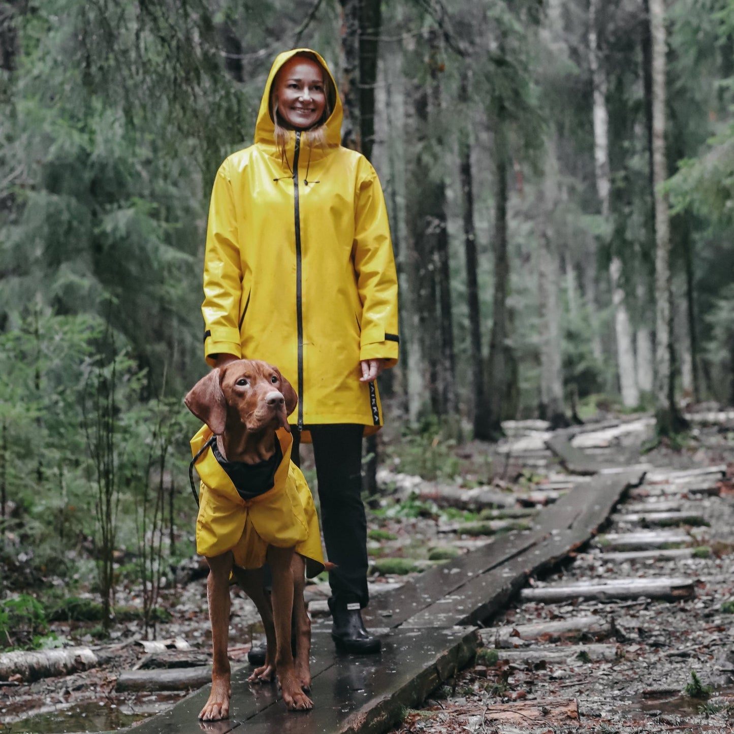 PAIKKA Human Visibility Raincoat Woman